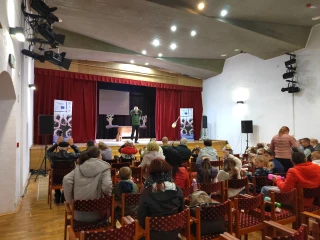  A közösség ereje épít és támogat galéria kép 2 