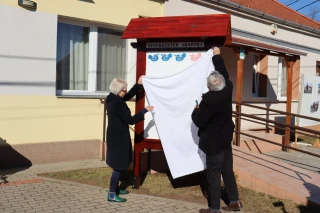  Gyermekáldást hirdetnek 